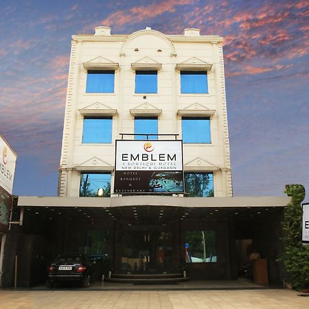 Emblem Hotel Sector 14 Gurgaon Ngoại thất bức ảnh