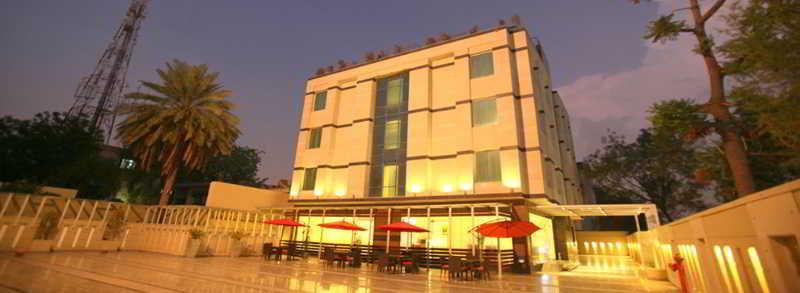 Emblem Hotel Sector 14 Gurgaon Ngoại thất bức ảnh