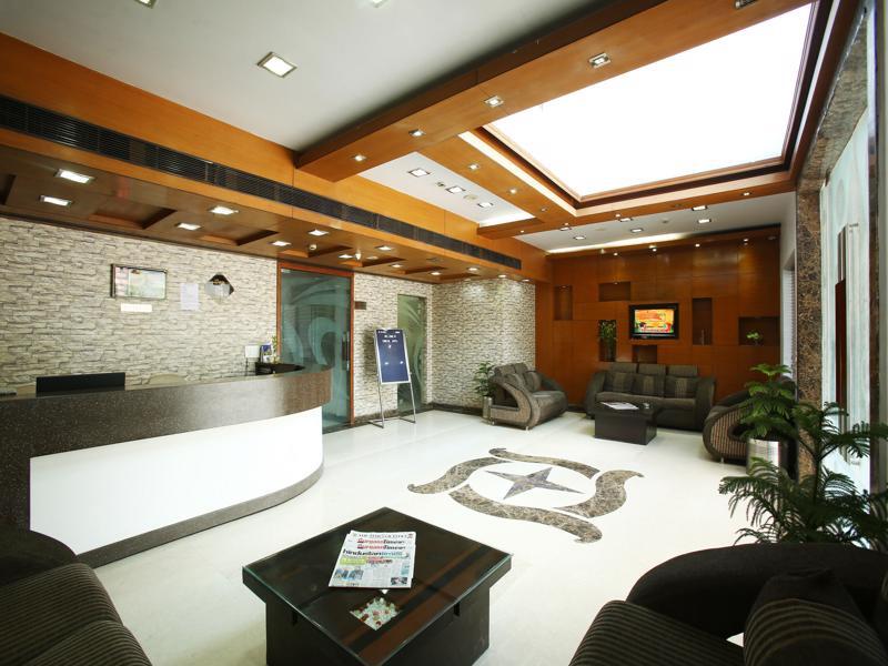 Emblem Hotel Sector 14 Gurgaon Ngoại thất bức ảnh