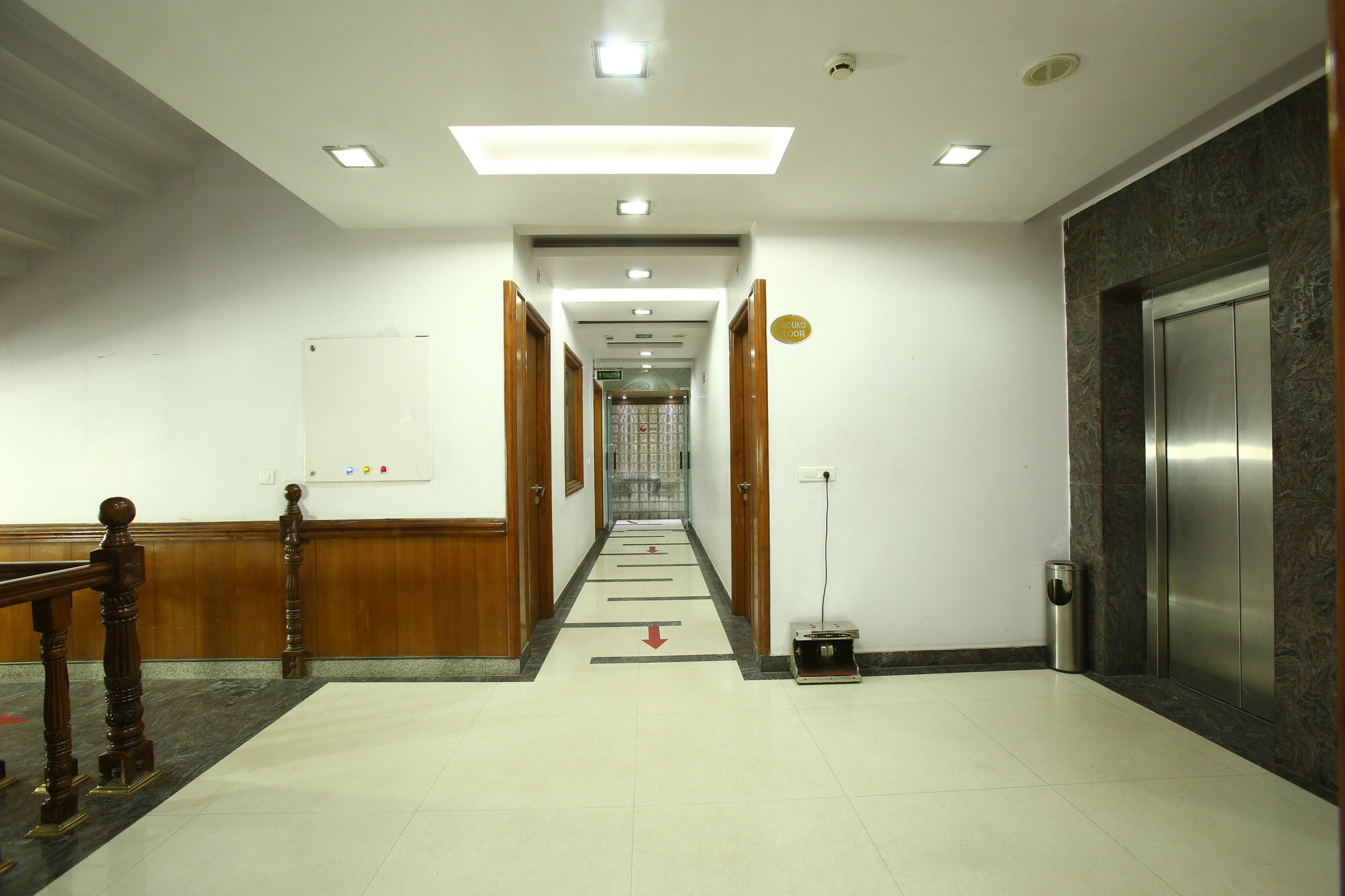 Emblem Hotel Sector 14 Gurgaon Ngoại thất bức ảnh